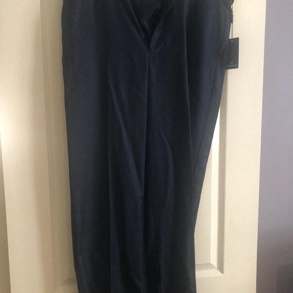 Brand new men’s Daniel Hechter suit. - Picture 4 of 8